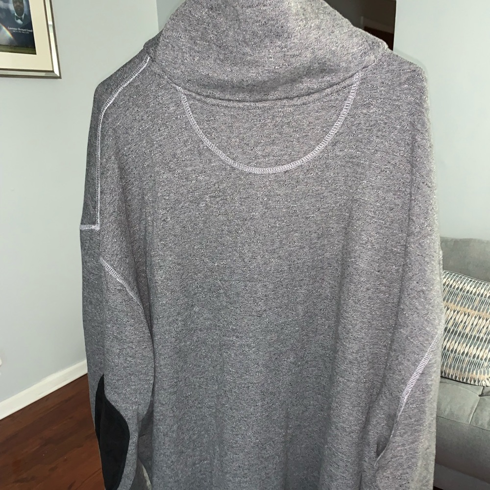 Sweater - Picture 3 of 4